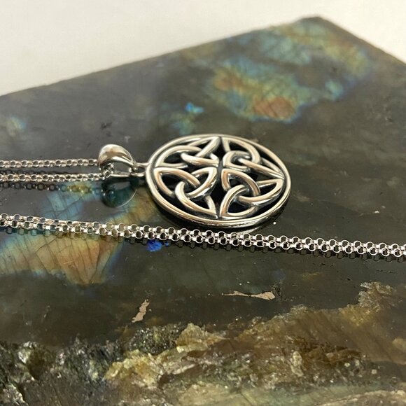 Sterling Silver 925 PAJ Round Celtic Trinity Knot Pendant Necklace 18" Chain - Picture 8 of 16